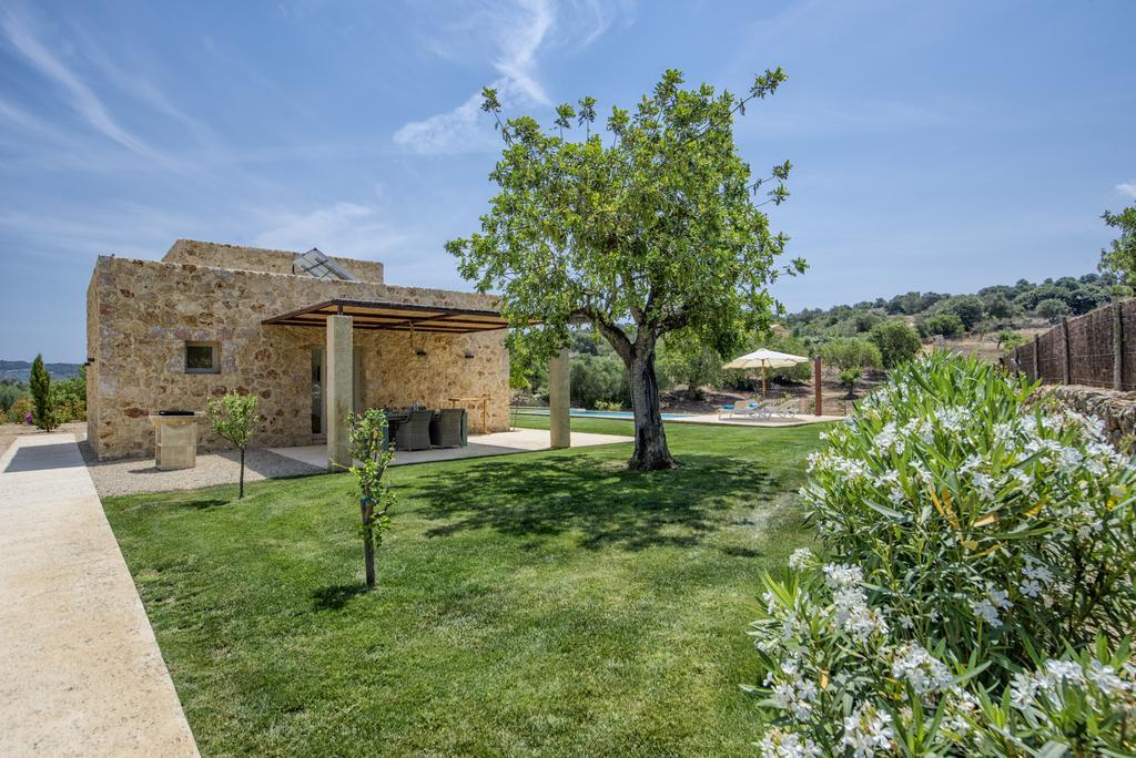 Es Lligats Agroturismo - Adults Only Sant Llorenc Des Cardassar Esterno foto